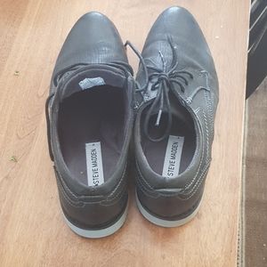 Mens size 8 steven madden